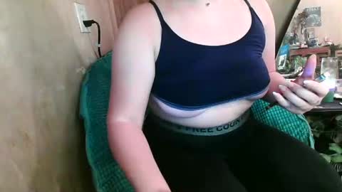 Snapshot of kennedynova777 chatting on 10, 9, 2025 Kennedy Nova online show from 10, 9, 2025