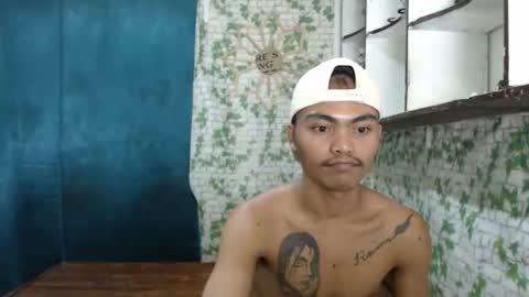 Snapshot of kenneth_jeey chatting on 1, 2, 2026 kenneth_jeey online show from 1, 2, 2026