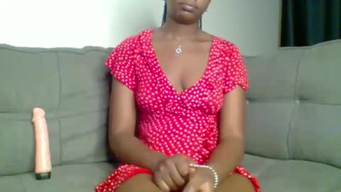 Snapshot of kenyan_lioness chatting on 13, 10, 2025 kinky perv online show from 13, 10, 2025