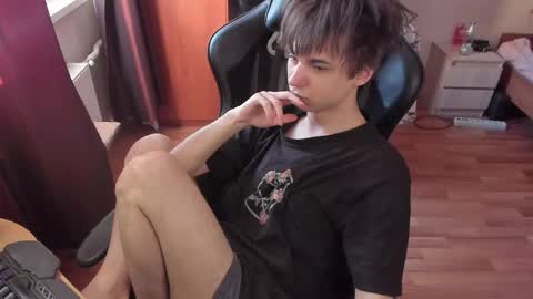 Looking for a moderator I PVT IS OPEN online show from 15, 2, 2026