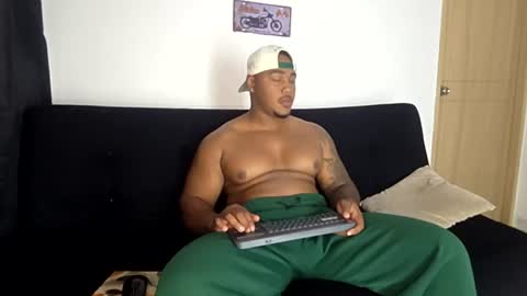 Snapshot of kerlinn2711 chatting on 27, 7, 2026 dany wolf002 online show from 27, 7, 2026