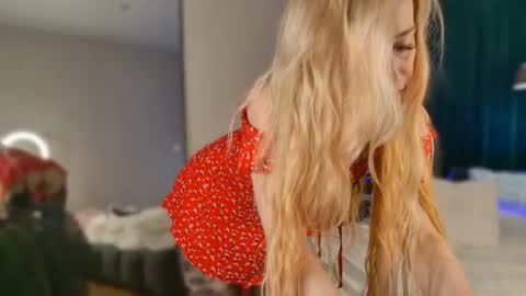 Snapshot of kessedisson chatting on 12, 6, 2026 KessEdisson online show from 12, 6, 2026