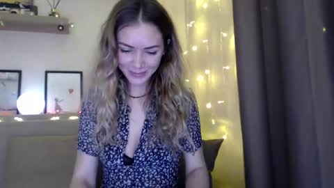 kessiecage online show from 18, 12, 2024