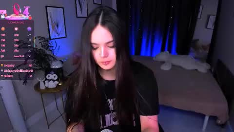 Snapshot of ketty_xbaby chatting on 8, 10, 2025 KETTY online show from 8, 10, 2025