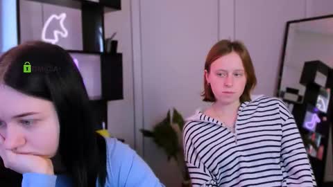 keuli_li online show from 28, 2, 2026