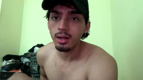 Snapshot of kevin777623 chatting on 24, 11, 2025 kevin777623 online show from 24, 11, 2025