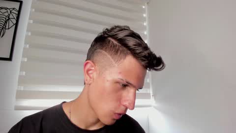 Snapshot of kevin_ahs1 chatting on 13, 12, 2024 Kevin Ahs online show from 13, 12, 2024