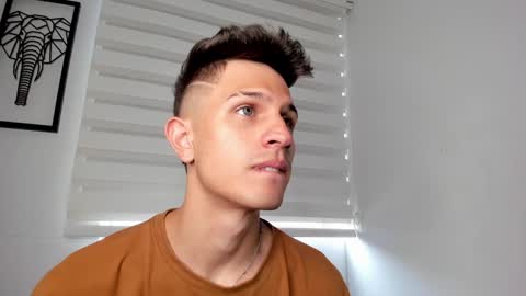 Snapshot of kevin_ahs1 chatting on 22, 12, 2024 Kevin Ahs online show from 22, 12, 2024