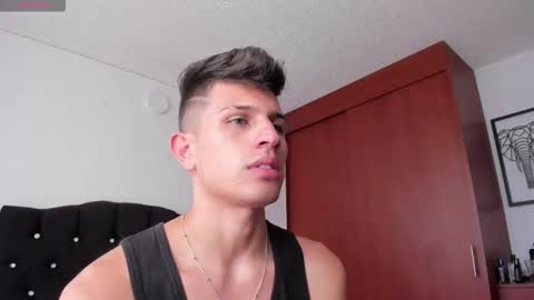 Snapshot of kevin_ahs1 chatting on 10, 9, 2025 Kevin Ahs online show from 10, 9, 2025