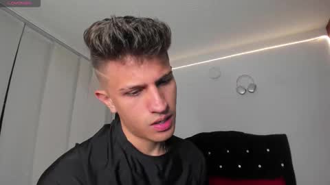 Snapshot of kevin_ahs1 chatting on 9, 10, 2025 Kevin Ahs online show from 9, 10, 2025