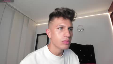 Snapshot of kevin_ahs1 chatting on 11, 10, 2025 Kevin Ahs online show from 11, 10, 2025