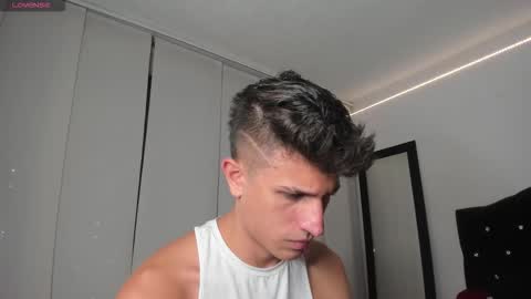 Snapshot of kevin_ahs1 chatting on 15, 10, 2025 Kevin Ahs online show from 15, 10, 2025