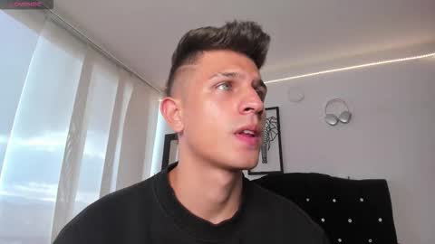 Snapshot of kevin_ahs1 chatting on 25, 10, 2025 Kevin Ahs online show from 25, 10, 2025