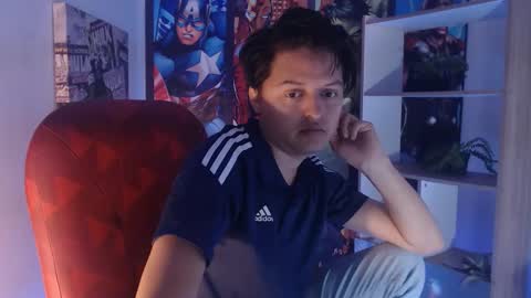 Snapshot of kevin_charless chatting on 7, 5, 2026 Kevin online show from 7, 5, 2026