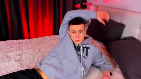 Snapshot of kevin_kess chatting on 4, 2, 2025 Ask me online show from 4, 2, 2025