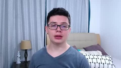 Kevin online show from 8, 4, 2026