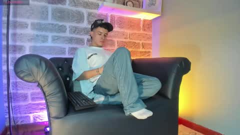 Sexy  Hot Kevin online show from 30, 10, 2025