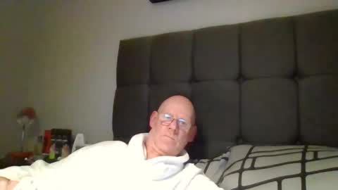 kevlooking4sez online show from 6, 3, 2025