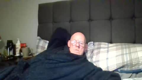 kevlooking4sez online show from 16, 11, 2025