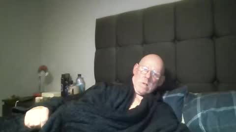 kevlooking4sez online show from 2, 5, 2026