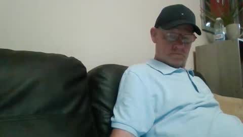 Snapshot of kevlooking4sez chatting on 24, 5, 2026 kevlooking4sez online show from 24, 5, 2026