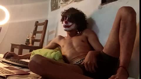 kevvluna05 online show from 1, 11, 2025