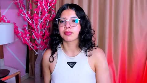 Keyla noa online show from 6, 3, 2026