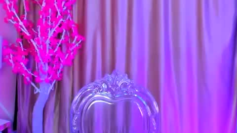 Keyla noa online show from 19, 3, 2026