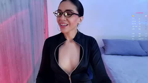 Keyla online show from 12, 4, 2026