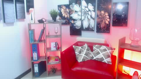 Keyla  online show from 11, 1, 2025