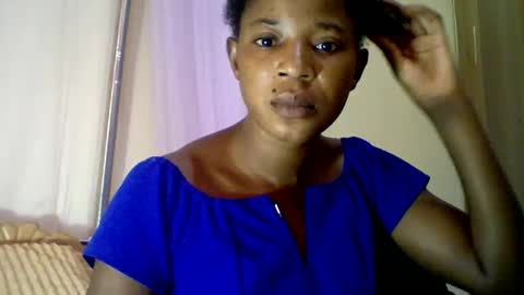 Snapshot of kezzia2 chatting on 17, 11, 2025 kezzia2 online show from 17, 11, 2025