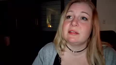 Snapshot of khaleesi0890 chatting on 14, 11, 2025 khaleesi0890 online show from 14, 11, 2025