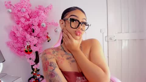 Snapshot of khelany_isyy chatting on 11, 12, 2024 Khelany Isyy online show from 11, 12, 2024