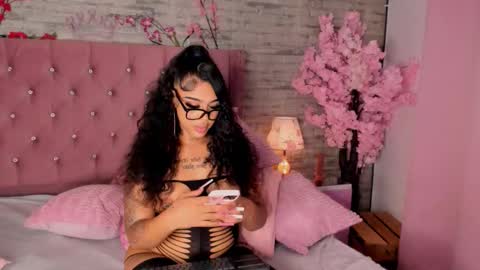 Snapshot of khelany_isyy chatting on 17, 9, 2025 Khelany Isyy online show from 17, 9, 2025