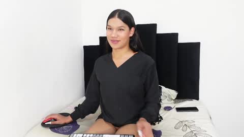 Khloe online show from 25, 2, 2025