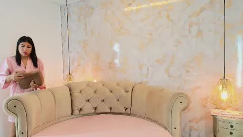 Khloe online show from 26, 11, 2025