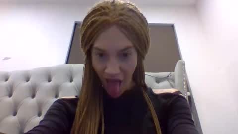 Snapshot of khloestahr101 chatting on 19, 3, 2026 khloestahr101 online show from 19, 3, 2026