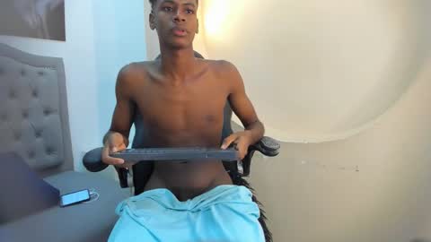 Kris Evans online show from 7, 1, 2026