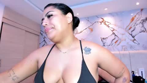 Snapshot of kiana_cream chatting on 27, 6, 2026 N M online show from 27, 6, 2026