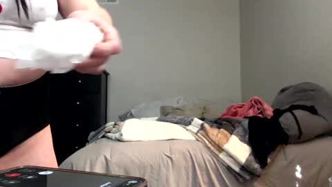 kiannaluv online show from 15, 2, 2025