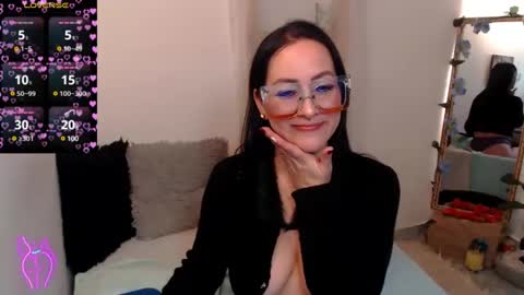 Snapshot of kiara_bermont chatting on 11, 2, 2025 Kiara Bermont online show from 11, 2, 2025