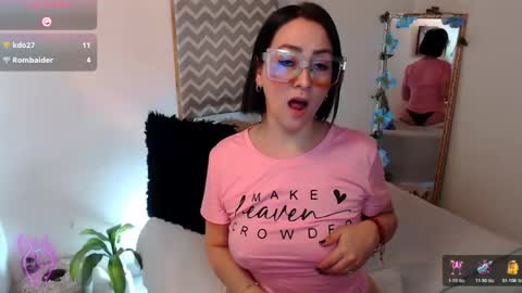 Kiara Bermont online show from 12, 1, 2026