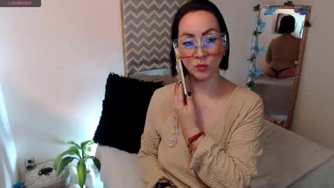 Kiara Bermont online show from 13, 1, 2026