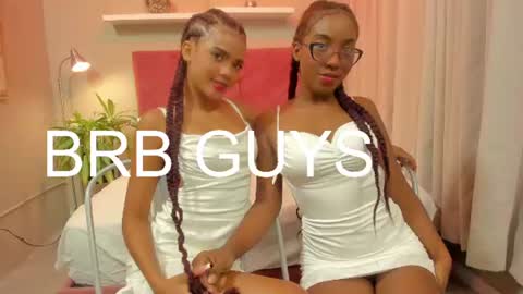 Snapshot of kiara_curls chatting on 25, 6, 2026 Kiara online show from 25, 6, 2026