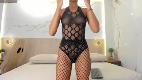 Snapshot of kiara_eliot chatting on 25, 5, 2026 Kiara online show from 25, 5, 2026