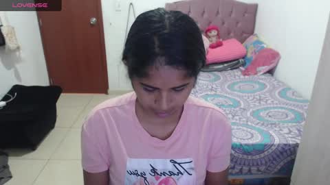 Snapshot of kiara_williamss chatting on 4, 3, 2025 Kiara online show from 4, 3, 2025