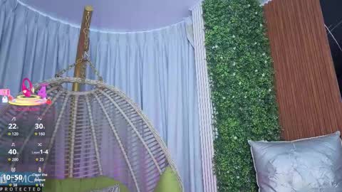 Kiara Zahiri online show from 22, 10, 2025