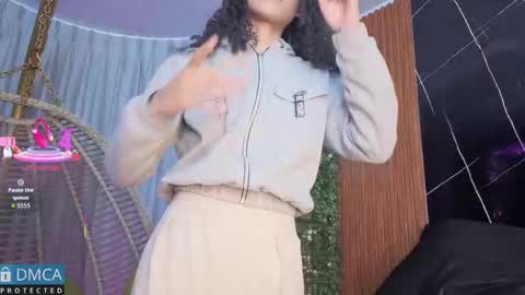 Kiara Zahiri online show from 23, 10, 2025