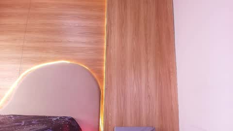 Snapshot of kiaralopez_ chatting on 18, 4, 2026 kiaralopez_ online show from 18, 4, 2026