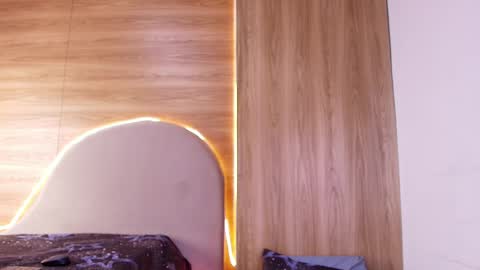 Snapshot of kiaralopez_ chatting on 28, 4, 2026 kiaralopez_ online show from 28, 4, 2026